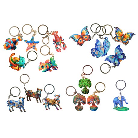 LLAVEROS SURTIDOS 64 PCS CON EXPOSITOR